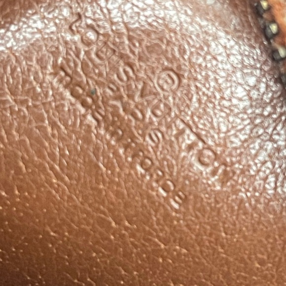 Authentic Louis Vuitton Monogram Vintage Clutch Wristlet & LV Dust Bag - Picture 12 of 16